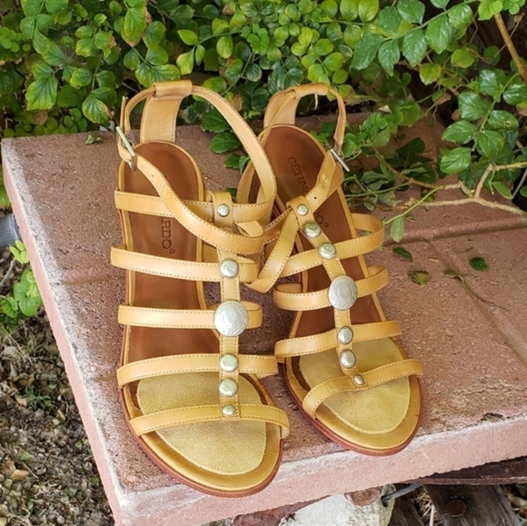 Bernardo Hannah ‎ Sandals - Picture 3 of 3